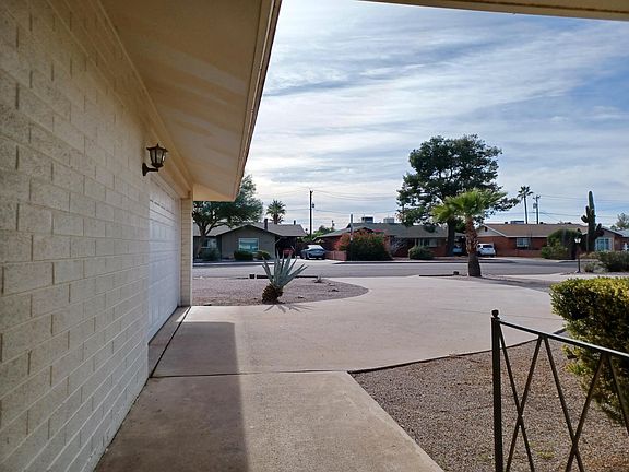 View of Camelback Road from Entrance. This section is 25mph Residential.