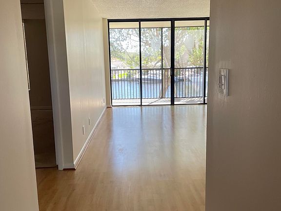 5th image of 14 Royal Palm Way #204