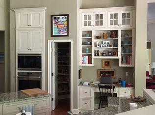 137 Sea Marsh Rd, Fernandina Beach, FL 32034