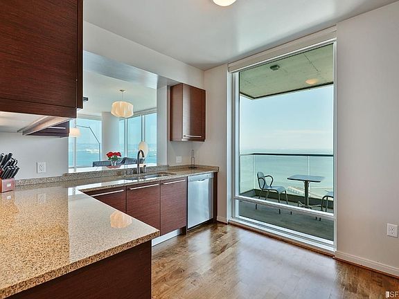 3rd image of 425 1st St Unit 3502