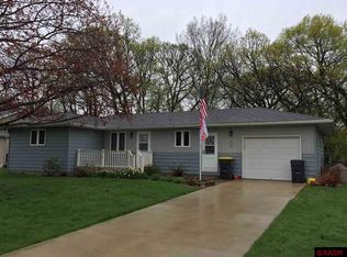 369 Carol Ct, North Mankato, MN 56003