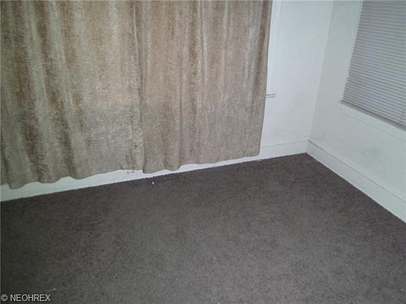 5th image of 2901 E 117th St