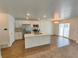 3596 W Grassland Dr, Lehi, UT 84043