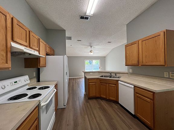 5th image of 8382 S Stelling Dr