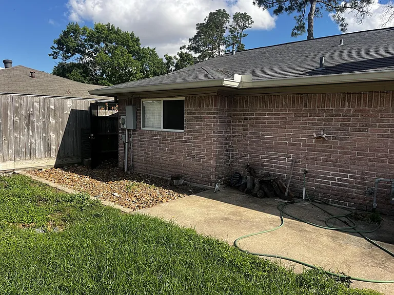12418 Plumbrook Dr — Photo 21