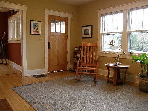 3rd image of 404 Greenway Ave
