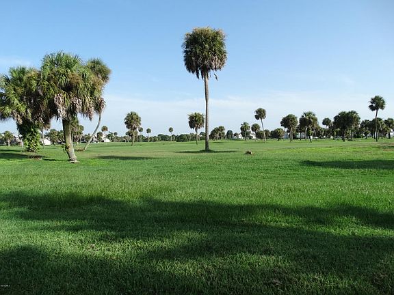 4th image of 3001 Sandtrap Ln #3-H