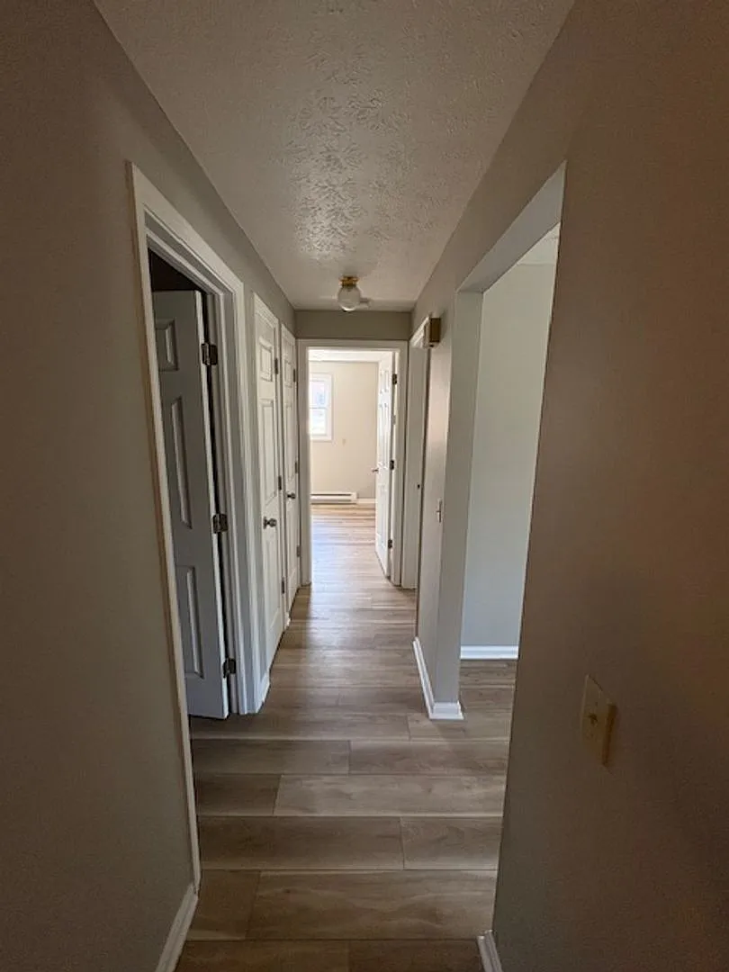 1332 N Chapel — Photo 2