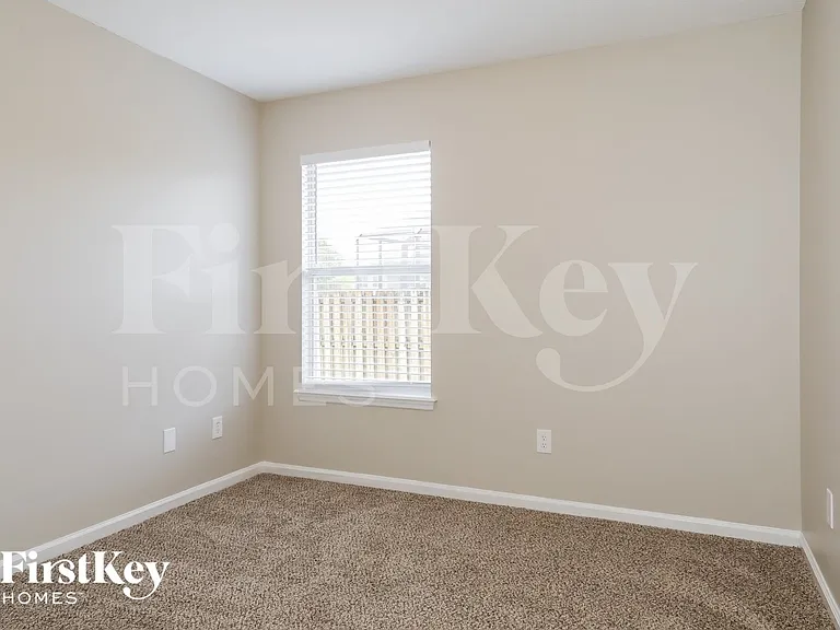 1105 Beckingham Dr — Photo 10
