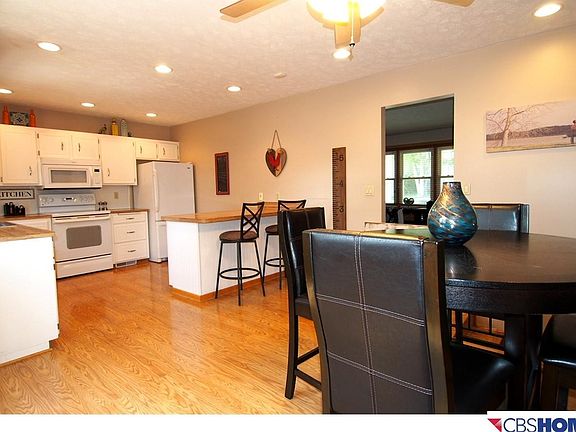 3rd image of 4905 Glasgow Ave
