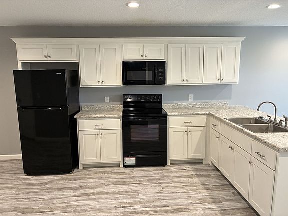5th image of 145 Pineview Rd #1D