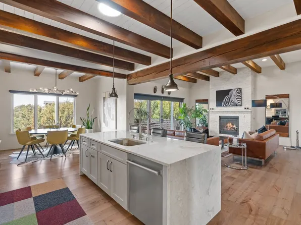 2089 Pinon Bluffs Dr, Santa Fe, NM 87506