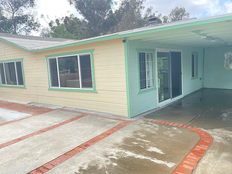 533 Mar Vista Dr — Photo 21