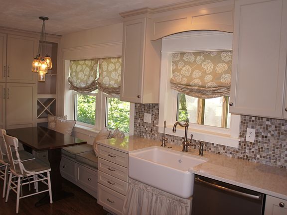 New kitchen's farmhouse sink