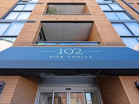 3rd image of 102 Bronte Rd #303