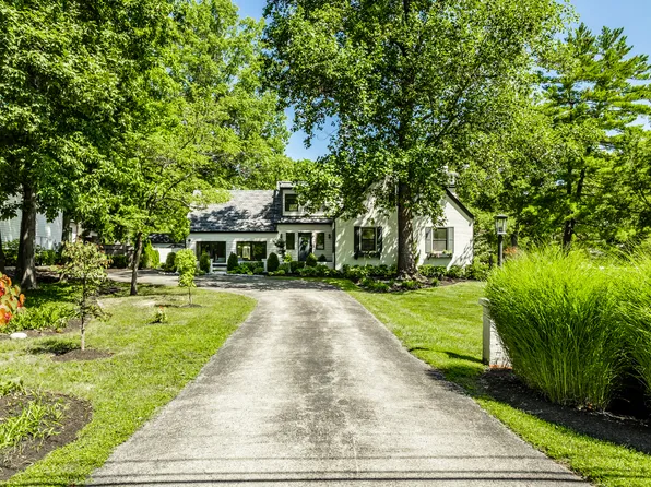228 E 82nd St, Indianapolis, IN 46240