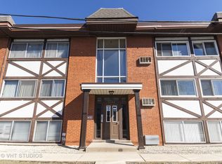 9508 Glenlake Ave APT 107, Rosemont, IL 60018