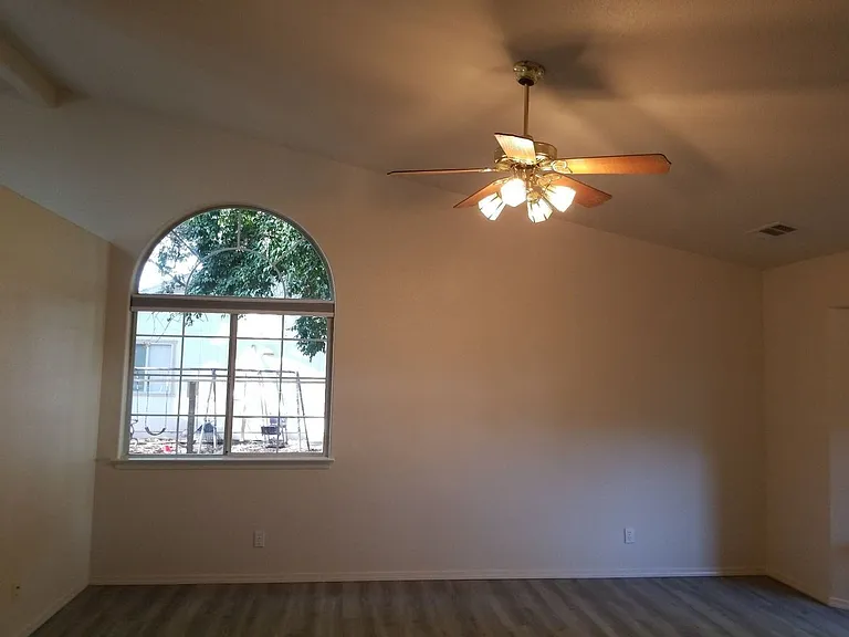 3257 Seedling Dr — Photo 6