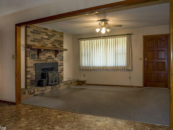3rd image of 2633 Ouachita Cir
