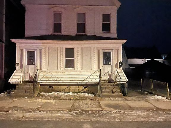 4th image of 45 1/2 Milton Ave Unit 1