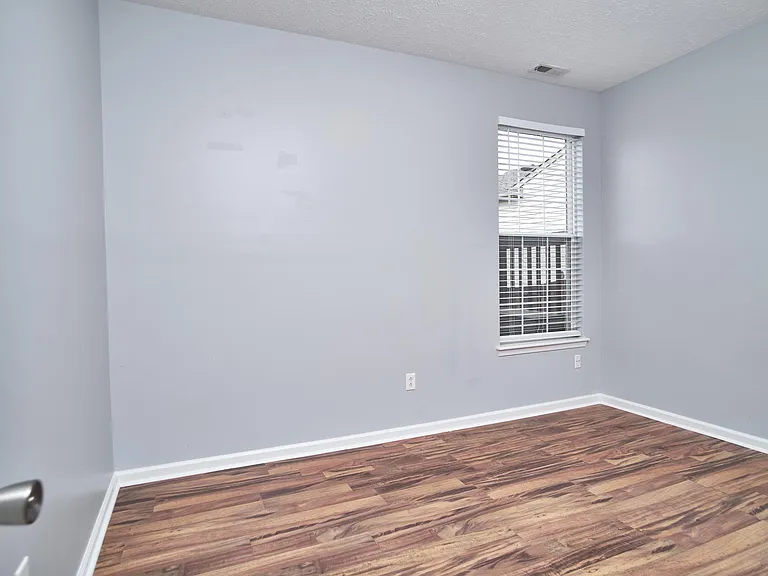 11080 McDowell Dr — Photo 25