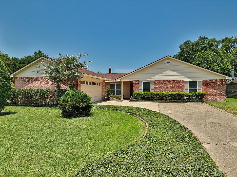 1st image of 12326 Campos Dr