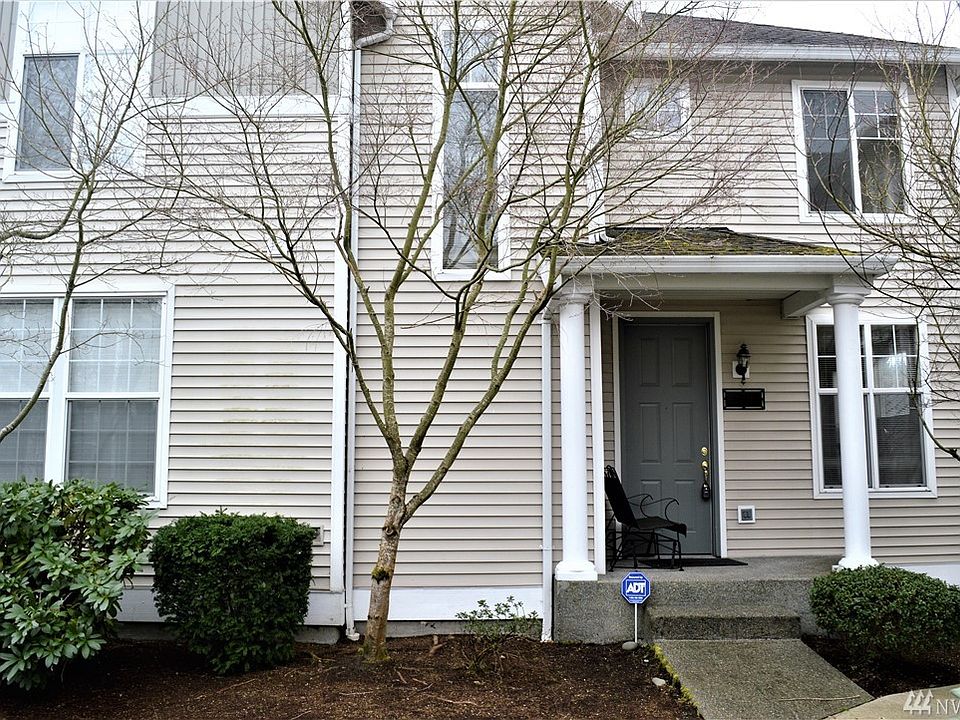 1st image of 22632 NE 4th Ln