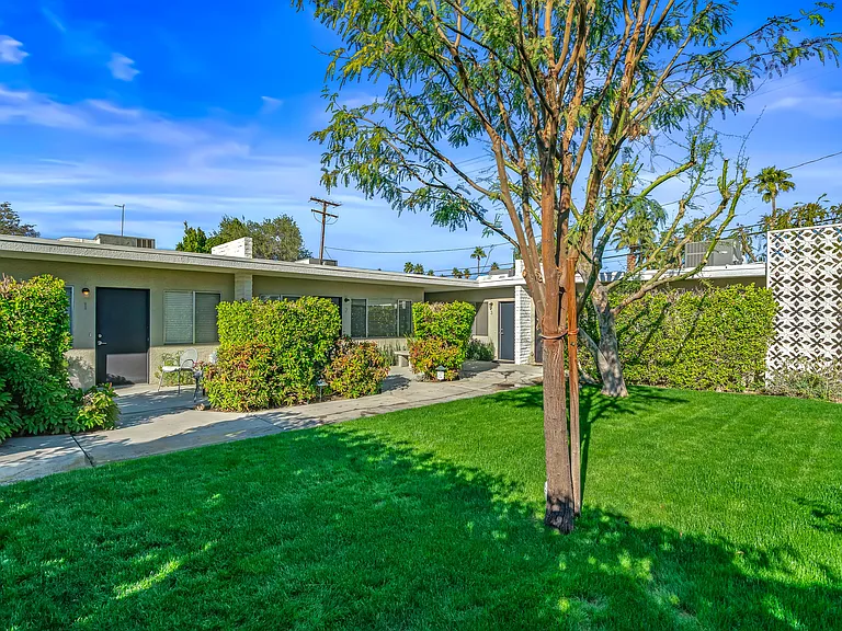 74210 Candlewood St #3 — Photo 6