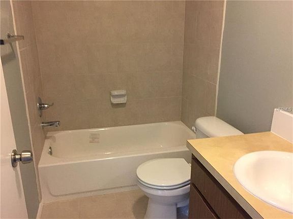 4th image of 2052 Kings Hwy APT 17