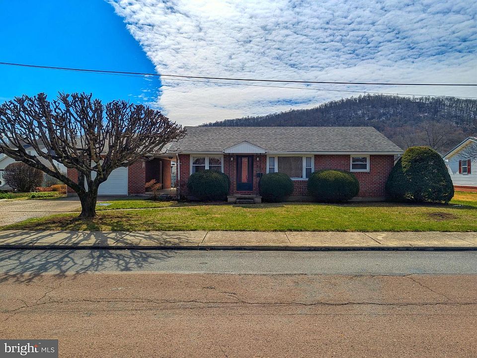 1st image of 237 Water St