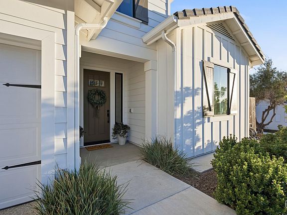 4th image of 12101 Marquise Dr