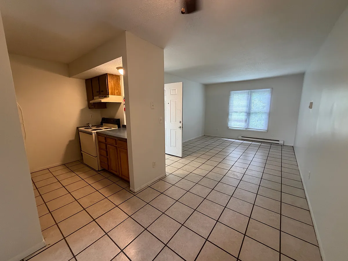 Building Photo - 1000 E Williams St #6