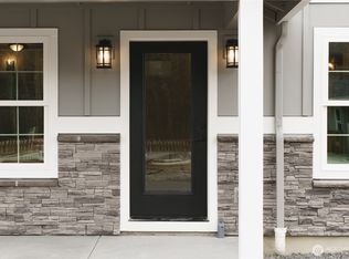 111 7th St SW, Long Beach, WA 98631