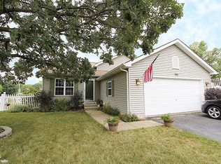 195 Tree Line, Antioch, IL 60002