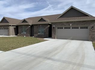3828 S Anderson Dr, Terre Haute, IN 47803