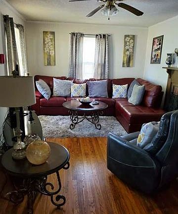 5th image of 611 E Maple Ave
