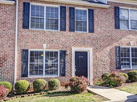 2nd image of 229 Margate Dr