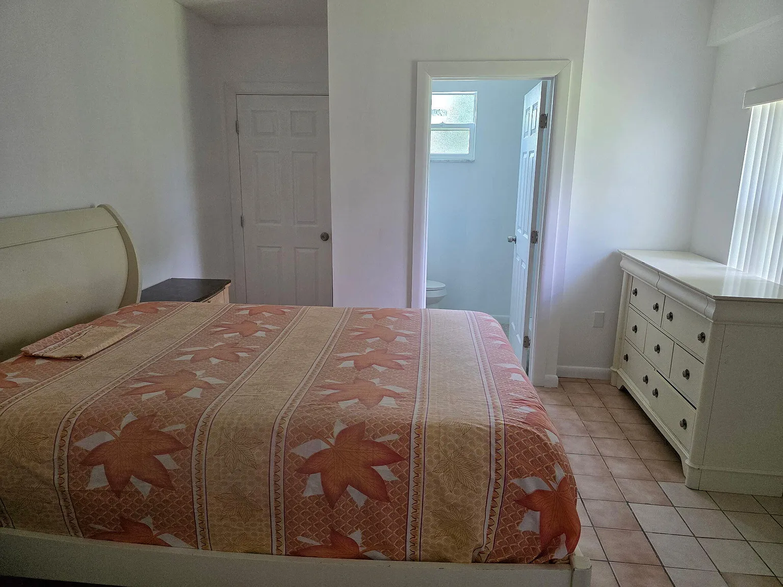1 bed, 1.0 bath, 600 sqft, $1,200 — Photo 4