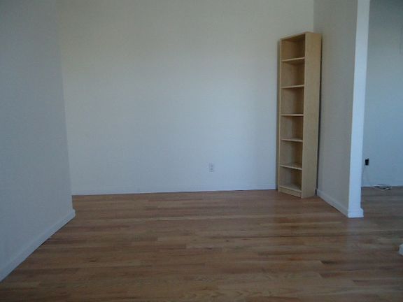5th image of 29 Brooklyn Ave APT N