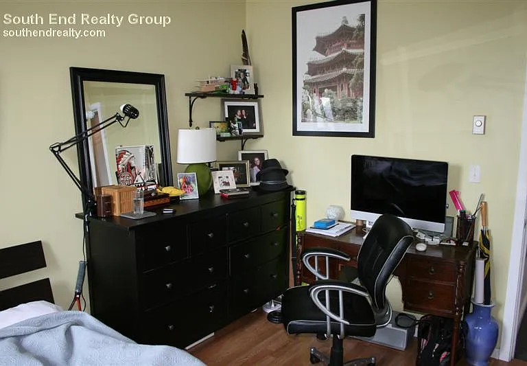 483 E Broadway #6 — Photo 28