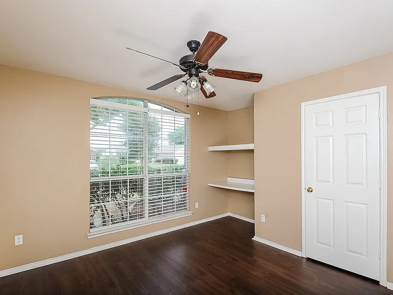 1626 Redwood Dr — Photo 13