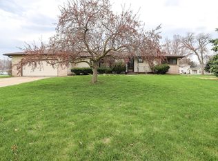 32 11th St, Woodbine, IA 51579