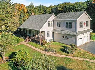 909 Ashburnham Hill Rd, Fitchburg, MA 01420
