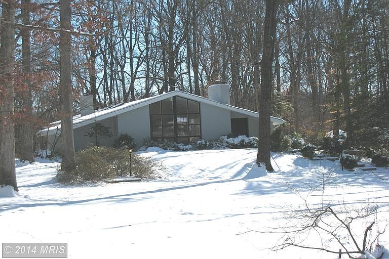 1st image of 4305 Woodlark Dr