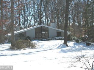 4305 Woodlark Dr, Annandale, VA 22003