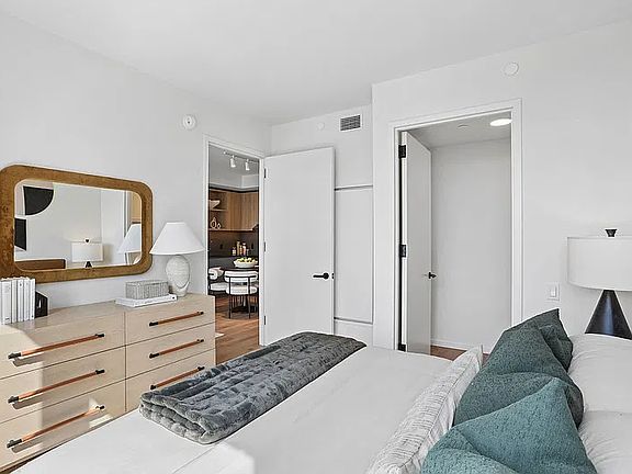 5th image of 55 Willoughby St #41F