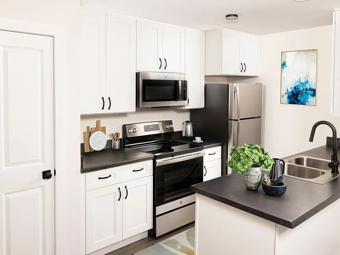Cambridge Park Apartments — Photo 1