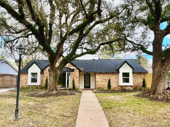 2511 Briarpark Dr, Houston, TX 77042