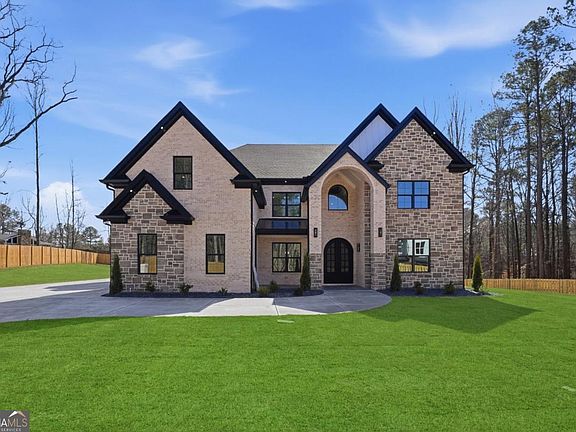 2nd image of 2210 Old Fountain Rd