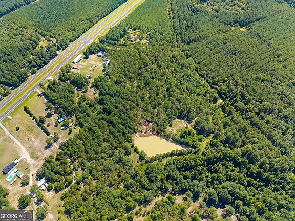 4th image of 1214 State Highway 21 E